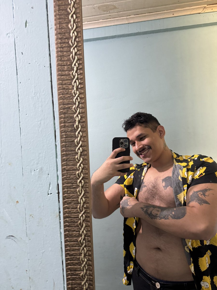 Davis2cast's tweet image. A camisa desistindo de mim