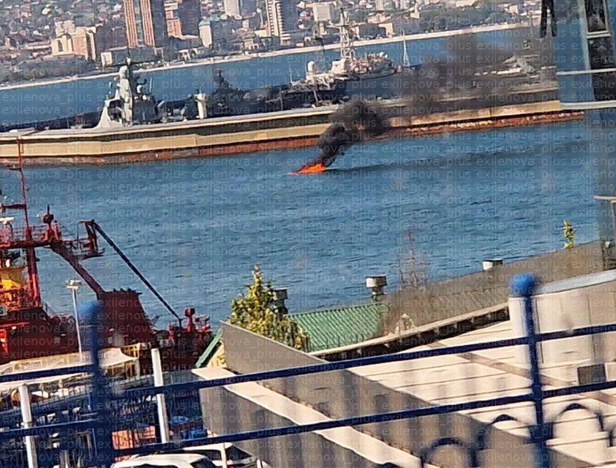 ‼️‼️🇺🇦🛥✈️🔥 BREAKING -At this moment, a massive attack by Ukrainian naval and aerial drones is underway in Novorossiysk port, Krasnodar region, Russia, where the Russian Black Sea Fleet is stationed — dozens of explosions have already been reported, and large fires are visible,