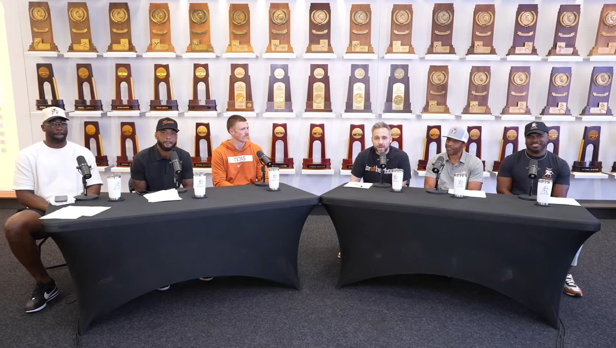 Another great episode of <a href="/3rdandlonghorn/">3rd & Longhorn</a> this time with <a href="/TexasFootball/">Texas Football</a> Punter <a href="/jackbouwie/">Jack Bouwmeester</a> 🤘🏻 <a href="/superdj56/">Derrick Johnson</a>