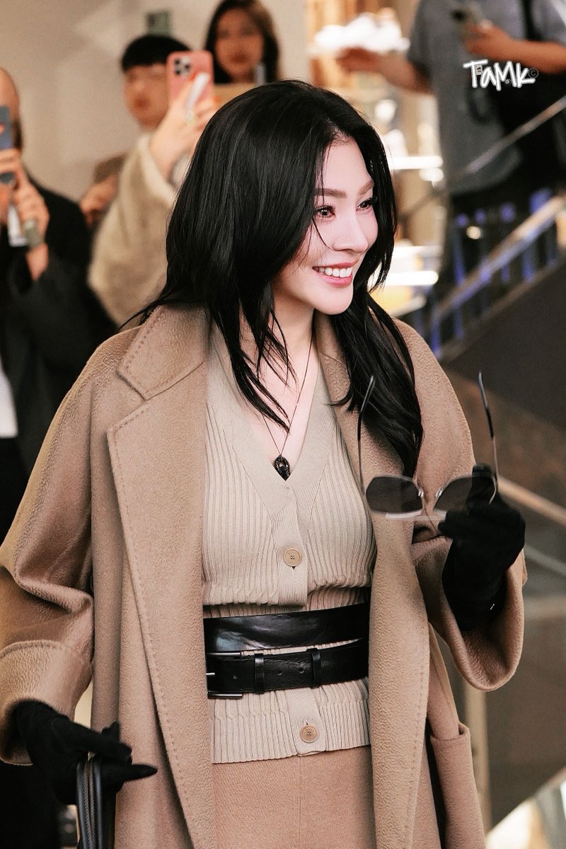 🥰🥰🥰

#FayeInMilanFashionWeek
#MaxMaraSS26
#MaxMaraWhitneyBag
#MFW
#MilanFashionWeek
#FayePeraya
#ฝ้ายพีรญา