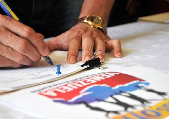 <a href="/EVilluendasC/">Enrique Villuendas</a> <a href="/agnes_becerra/">Agnes Becerra</a> <a href="/AdrianaRojasQba/">Adriana</a> <a href="/ShadowsOfGreys/">Greys Gómez</a> <a href="/yordanyhabana/">𝐘𝐨𝐫𝐝𝐚𝐧𝐲𝐇𝐚𝐛𝐚𝐧𝐚 🇨🇺🇻🇪🇳🇮🇵🇸</a> <a href="/CedenoPazo/">Lianet Pazo Cedeño</a> <a href="/CubanaLidice/">Lídice Cienfuegos Cuba🇨🇺🇨🇺</a> <a href="/L0renaGM/">Lorena 🇨🇺</a> <a href="/AriagnaPavonG/">Ariagna Pavón Guerrero🌻❤️🇨🇺</a> <a href="/AmarisAylaQba/">🌼𝓐𝓶𝓪𝓻𝓲𝓼 𝓐𝔂𝓵𝓪 🔻🇨🇺🇻🇪🇸🇻</a> Los cubanos de bien firmaremos como una muestra de solidaridad irrestricta con la Revolución Bolivariana y la paz para frenar la amenaza de intervención  militar de EE.UU e impedir que esa agresión se extienda por otros países del continente. 
#CubaConVenezuela