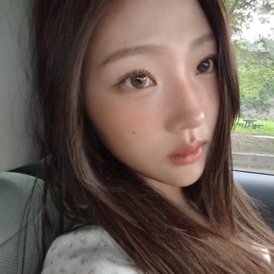 h2hchu's tweet photo. hey... #NewProfilePic https://t.co/SjmyC2EAuM