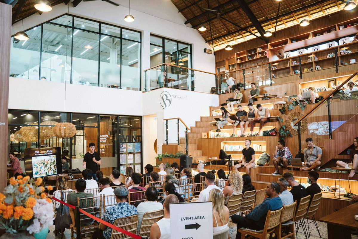 geniusacademyai's tweet image. Highlights from B Work — @RogerHamilton delivered The Genius Code, proving that income &amp;amp; impact go hand in hand.
Huge thanks to B Work and everyone who joined us in Bali—you made it extraordinary. 

#BWork #Entrepreneurship8