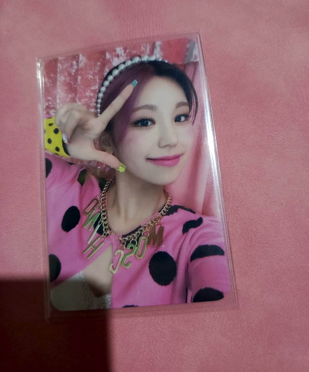 ic!! 
- yeji CIL mmt pob
dm your max budget for tingi/small set ^^