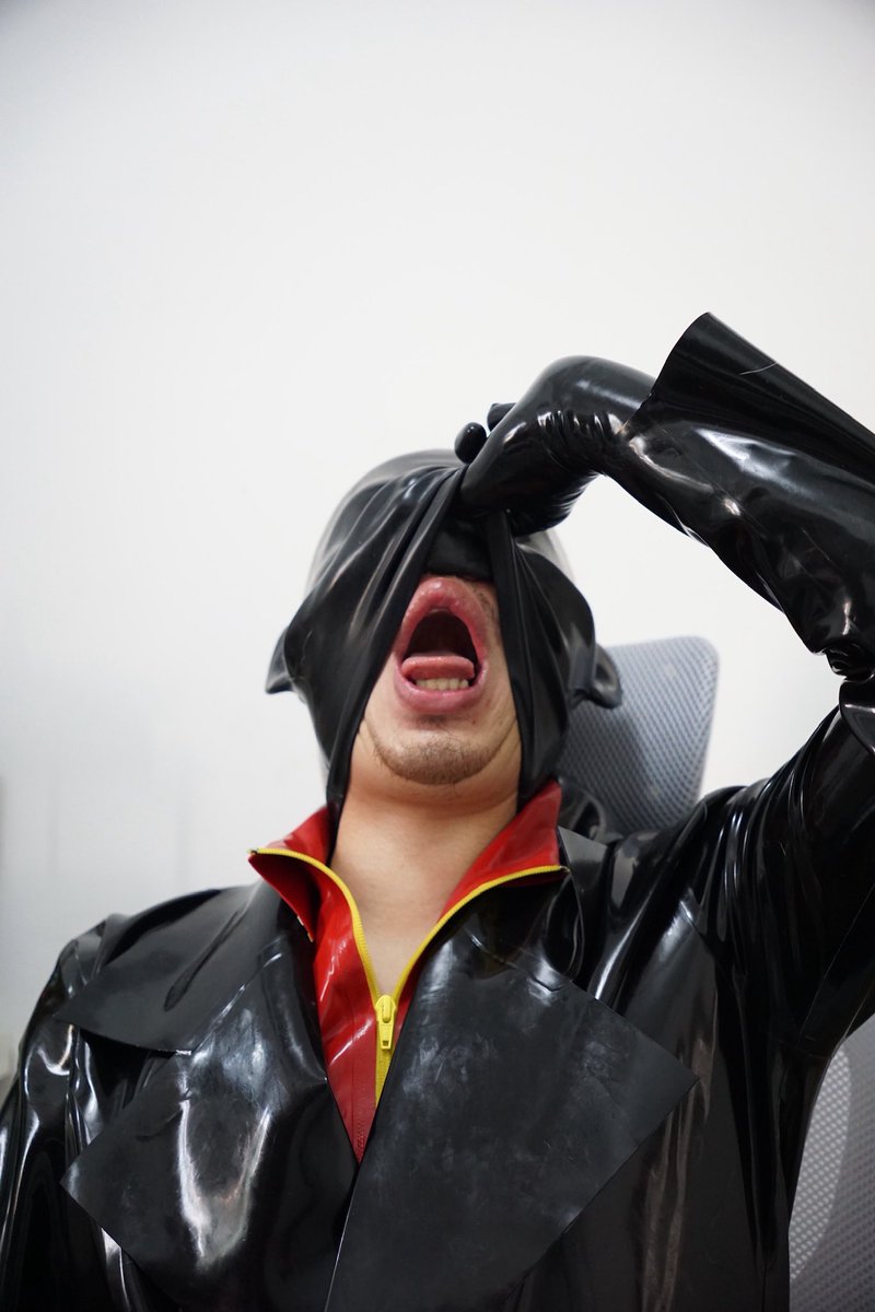 你是说执勤结束后要给我嘴里来点奖励吗？

Hood：<a href="/Smitizen/">SMITIZEN</a> 

#smitizen亮面雷神