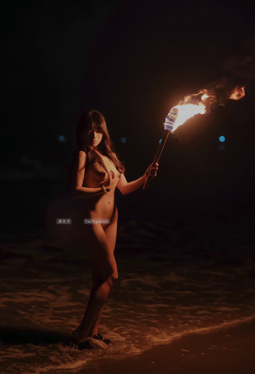 黄推福利内容 - 三文鱼头的精彩图片 福利姬三文鱼头分享的黄推图片4 - 网红私拍内容