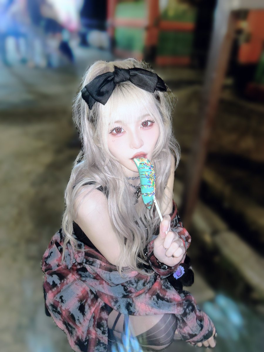 myon_lilian's tweet image. もう夏終わったってマ？🫠