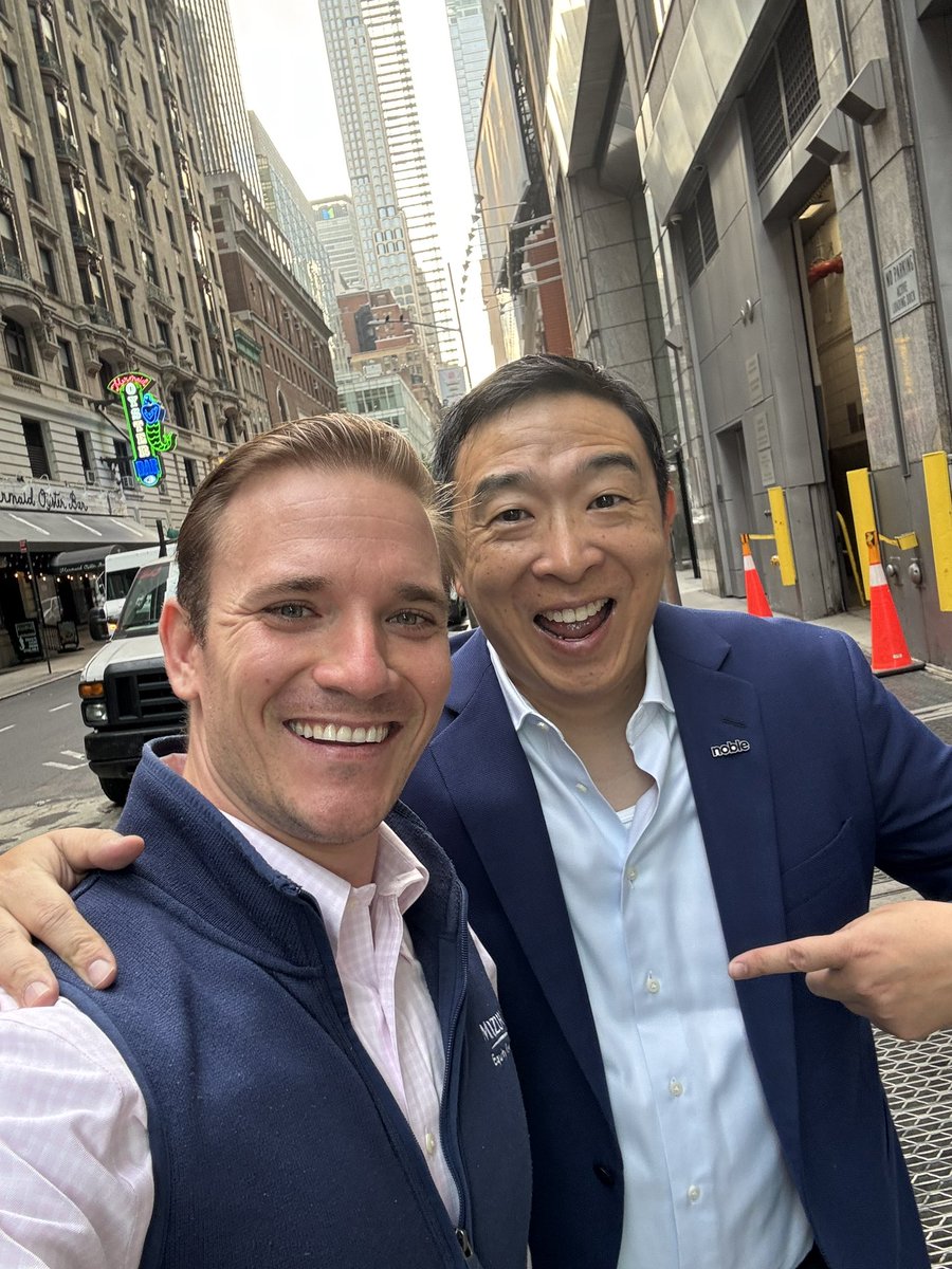 Great to meet you <a href="/AndrewYang/">Andrew Yang🧢⬆️🇺🇸</a>! Best believe I’m joining <a href="/joinnoblemobile/">Noble Mobile</a> ASAP!