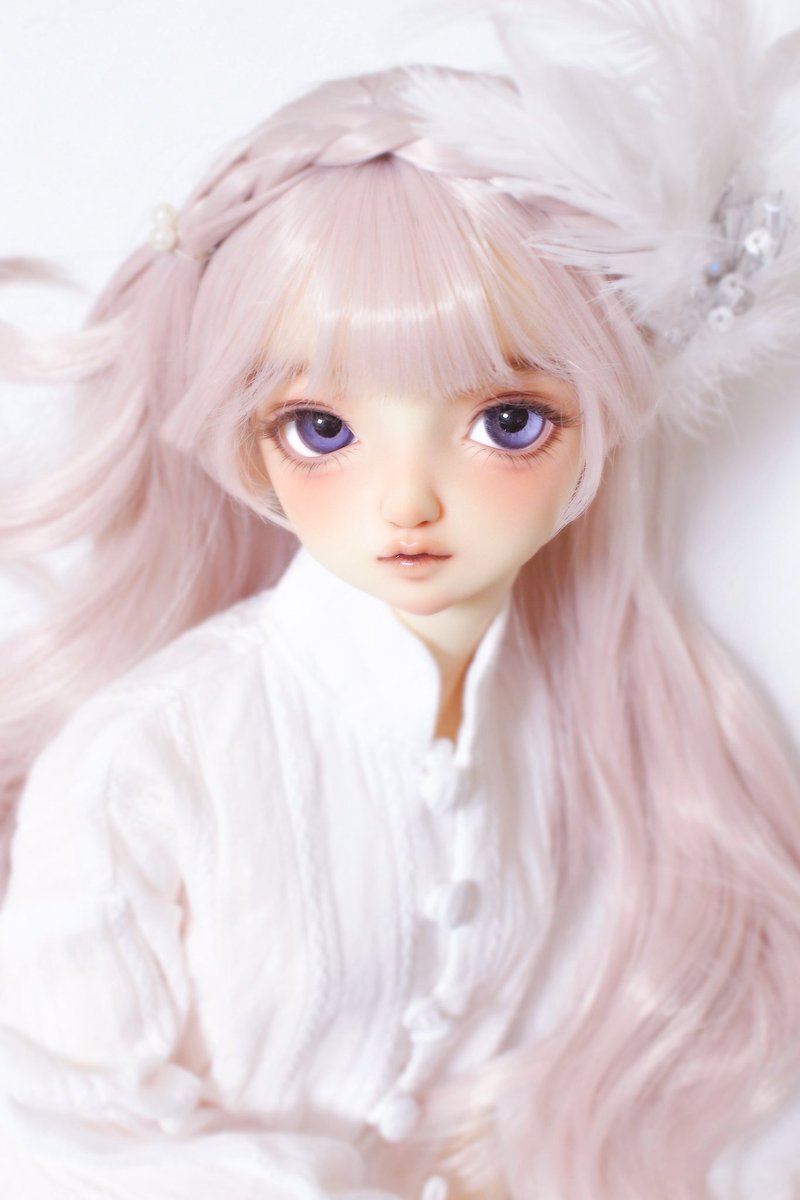 bubbIe_u_u's tweet image. 텅 빈 계정에 인형 심기🌱