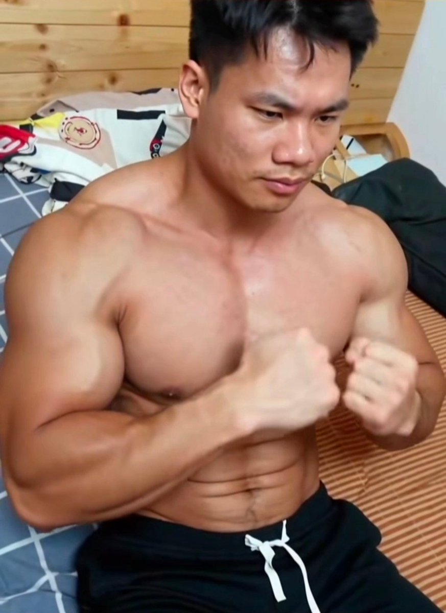 Natasha Burns tweet media