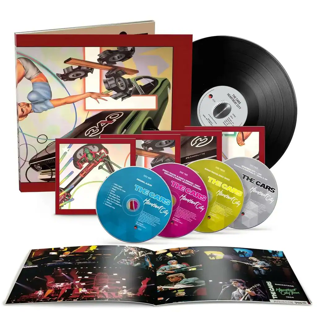 plasticosydecib's tweet image. The Cars lanza "Heartbeat City" Edición Deluxe el 31 de octubre. 4 CDs + 1 LP con rarezas, demos y un concierto de 1984. Redescubre el álbum 4x platino con "You Might Think" y "Drive".
#TheCars #HeartbeatCity #DeluxeEdition #Música80s

Toda la info👉 plasticosydecibelios.com/the-cars-recup…
