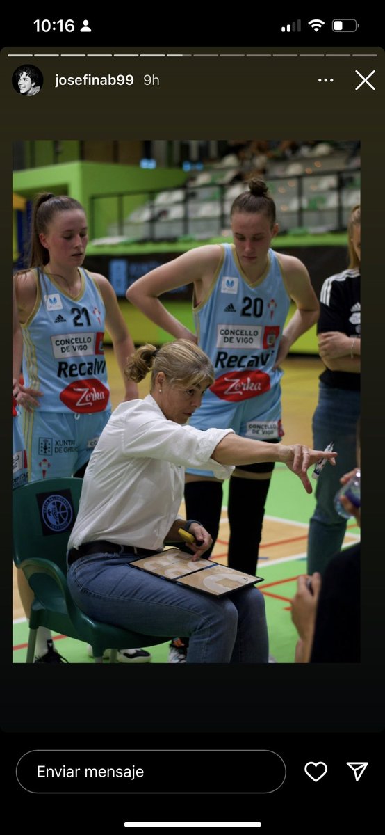 Canteroostos's tweet photo. Muchas vivencias en el banquillo, alegrías, tristezas, orgullo, decepciones…EMOCIONES. 
Esto es lo que hace único el baloncesto, mi trabajo y mi pasión. 

Una nueva temporada, especial, ante un nuevo reto con su aprendizaje. https://t.co/0lomKFPX1g