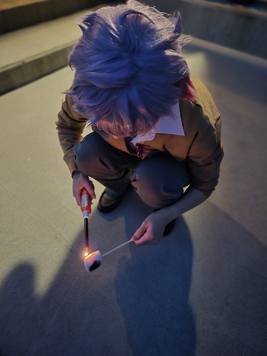 BBQなのにチャッカマンでマシュマロを炙るふわ