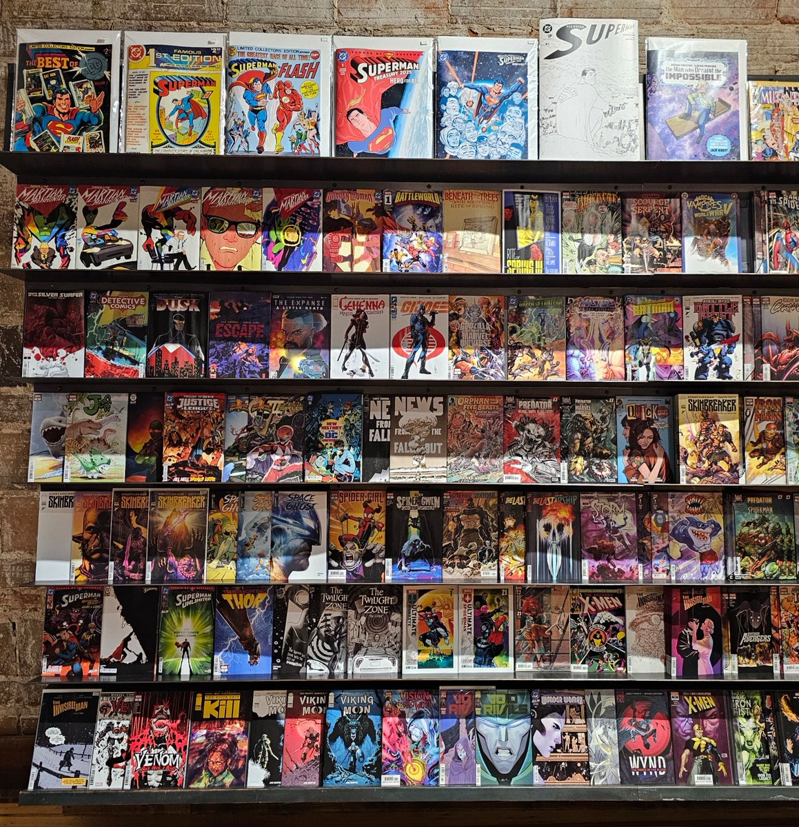 Legend Comics & Coffee tweet media