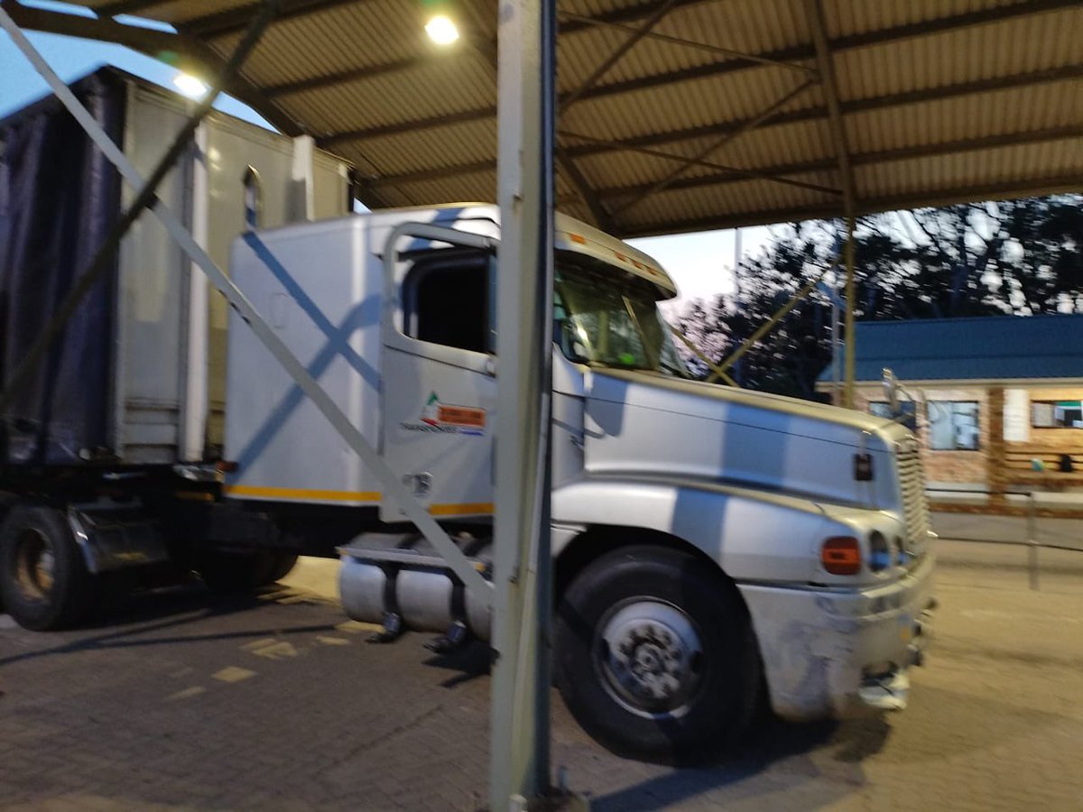 MDNnewss's tweet photo. BMA seizes counterfeit goods worth R2.8 million at Kosi Bay port of entry

The Border Management Authority (BMA) has intensified its clampdown on illicit trade, intercepting counterfeit goods worth more than R2.8 million at the Kosi Bay Port of Entry.

On Monday, BMA border guards arrested two Mozambican nationals after uncovering counterfeit products hidden in a truck initially declared to be carrying cooking pots and towels. 

A thorough inspection revealed 100 boxes of Afzal hookah flavours, branded sneakers including Adidas, Nike, and New Balance, over 1,000 pairs of Nike sandals, and Louis Vuitton belts. SAPS confirmed the items as counterfeit.

The suspects were detained at Manguzi SAPS and charged under the Counterfeit Goods Act and the Tobacco Products Control Act.

BMA Commissioner Dr. Michael Masiapato praised officers for their vigilance, stressing that counterfeit goods harm the economy, legitimate businesses, and consumer safety. “The arrests at Kosi Bay are yet another reminder that our officers remain alert and ready to enforce the law,” he said.

The seizure follows similar operations earlier this year in Lebombo, Van Rooyen, and Caledonspoort, where counterfeit clothing, footwear, and cigarettes valued at over R2.2 million were confiscated. The BMA says it will continue working with SAPS, SANDF, and SARS to dismantle smuggling networks and secure South Africa’s borders.