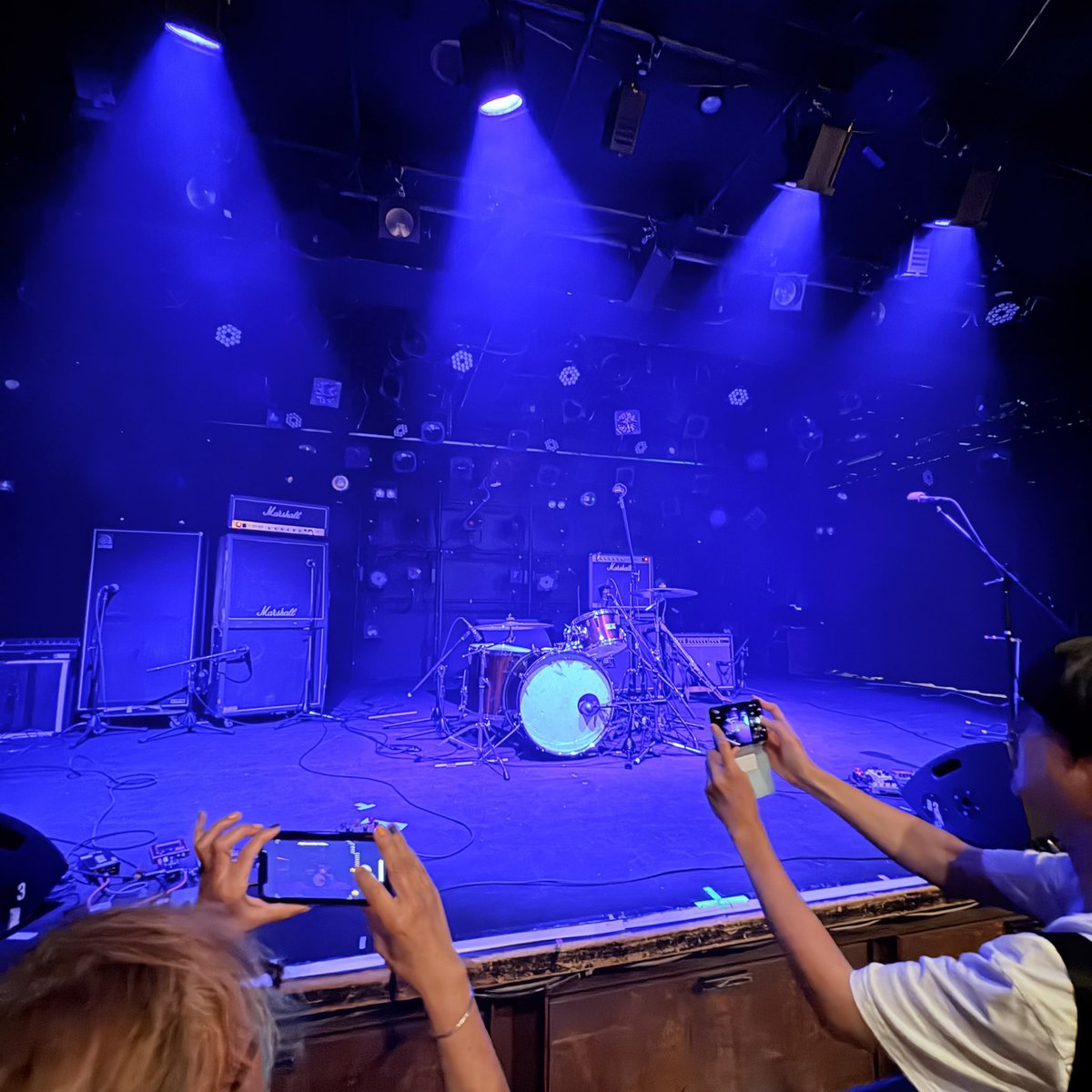 tsugeyumi's tweet image. ほんこち！でした！いや〜トリップトリップ😌

DMBQ久しぶりに見たけど、私が知ってる昔の曲たちめちゃくちゃパワーアップしてて嬉しかった🥰マジで変態ワールドマシマシ(褒めてる)！
カネコアヤノはお初で、なんだか邦画の世界に引きずり込まれる感覚🌱とても良きでした✨

#DMBQ 
#kanekoayano