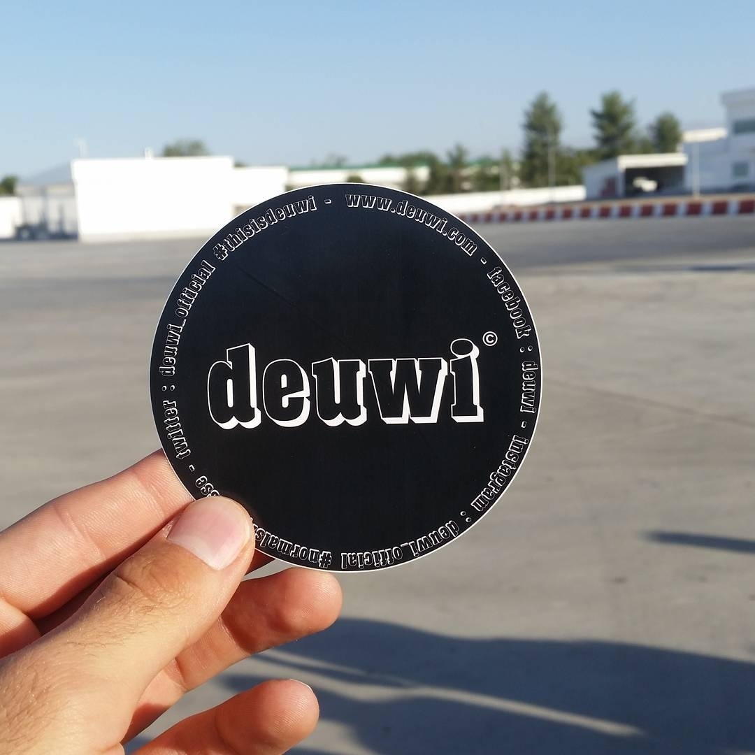 <a href="/deuwi_official/">DEUWI OFFICIAL</a>