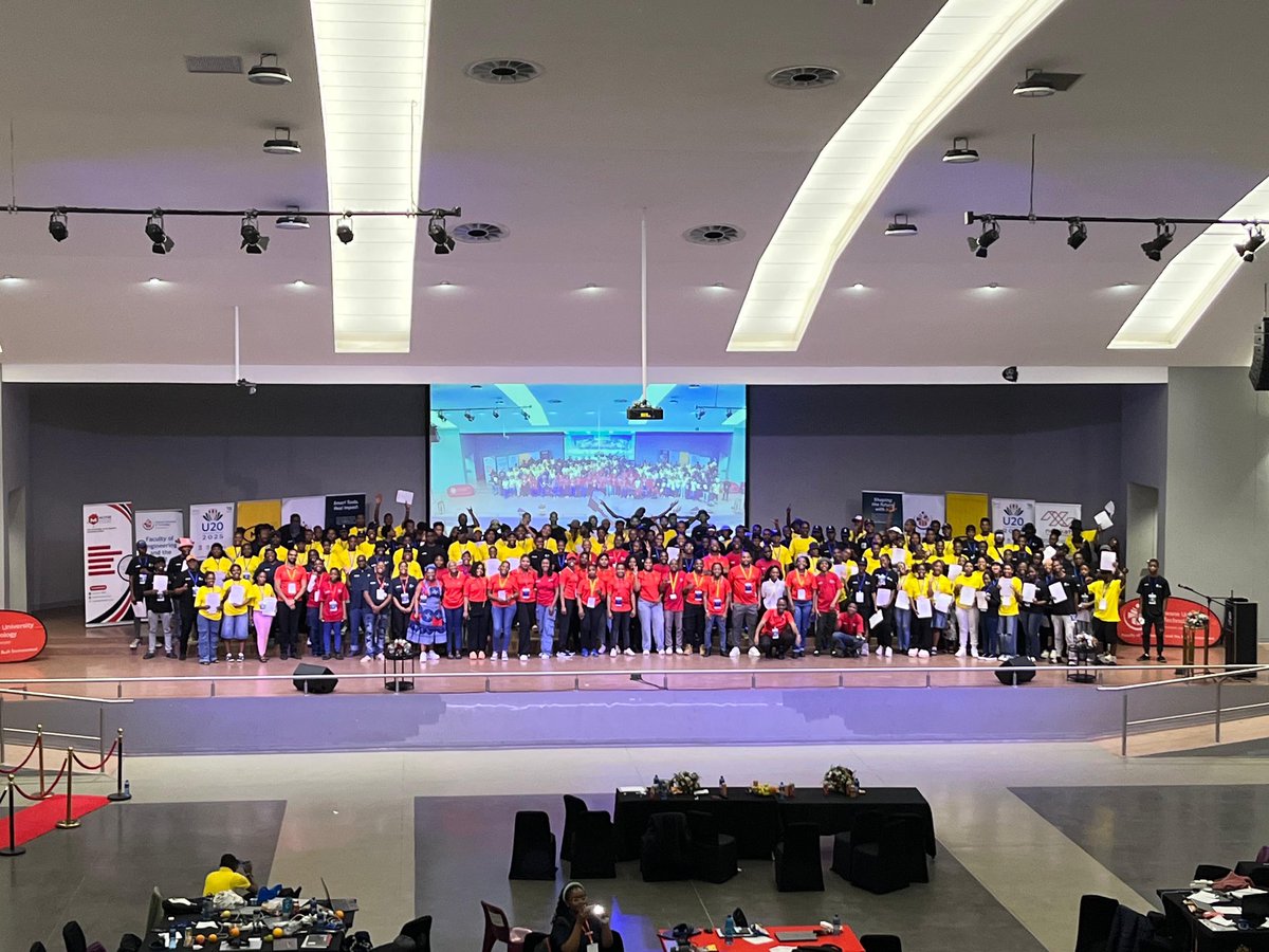 🚀 That’s a wrap on the 7th Annual Tshwane Varsity Hackathon! 🎉 3 days of innovation, teamwork &amp; growth made possible by our hackers, coaches, organisers, partners &amp; sponsors. 💡👏 A true celebration of talent, creativity✨
#TVH2025 #InnovationInAction #CollaborationInAction