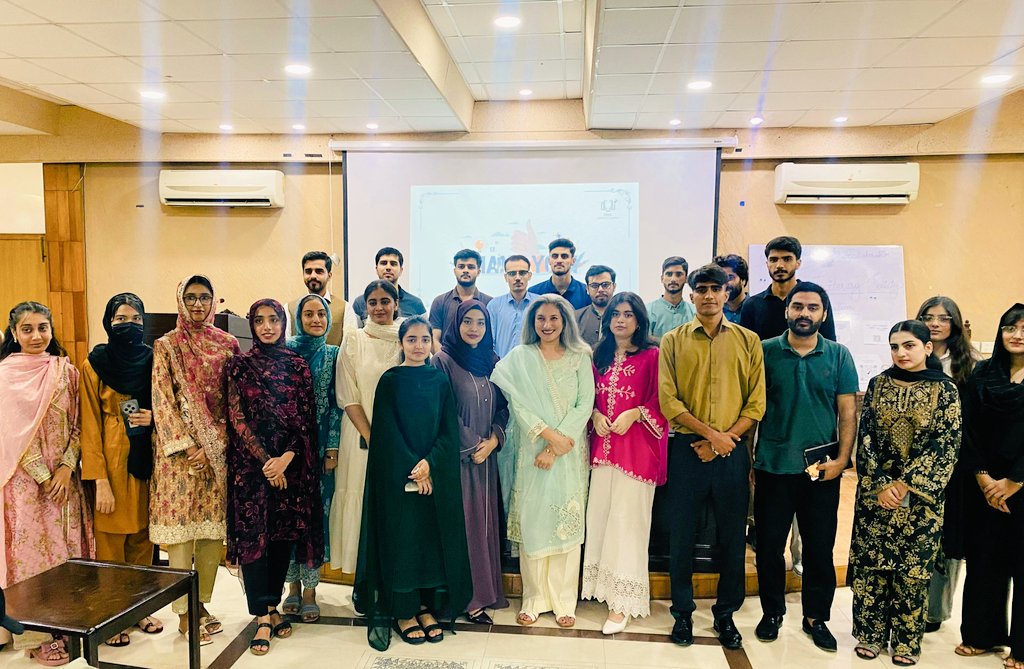 DSS_society's tweet image. A fresh chapter begins! The DSS Literary Society proudly welcomed the 2025 batch to the Department of Defence and Strategic Studies. #DSSLiterarySociety #QAU #orientation2025