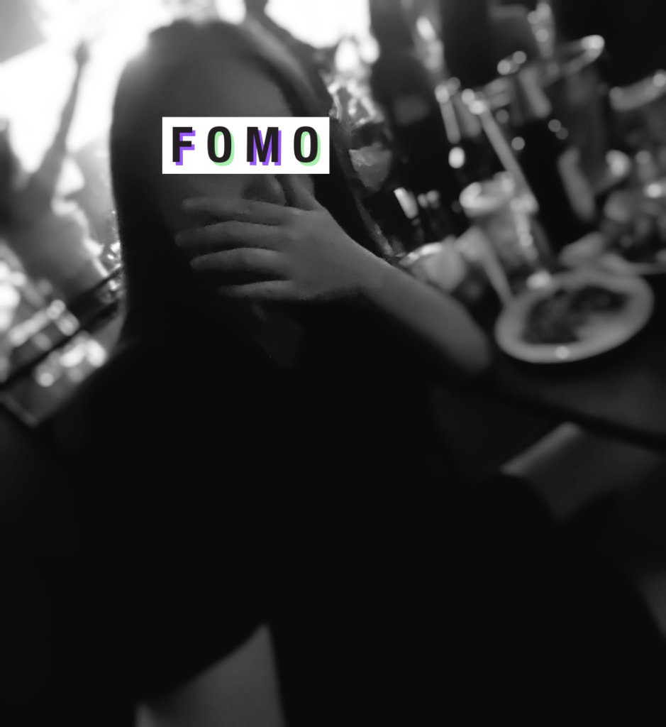 " ฉันมันก็ดีได้เท่านี้ ให้ดีกว่านี้คงไม่ใช่ฉัน..
ขอโทดที่ฉันเป็นอย่าง.. ที่ต้องการให้เทอไม่ได้ " • เป็นคนดีแล้วได้อะไร ไม่เคยได้ใจเทอเลยสักครั้ง •