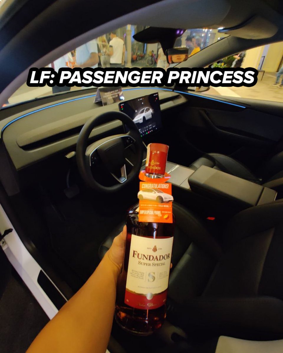AragonesEdmar's tweet photo. Complete package na oh, car + alak
#FundadorSuperSpefcial https://t.co/r9JRB1j4iP