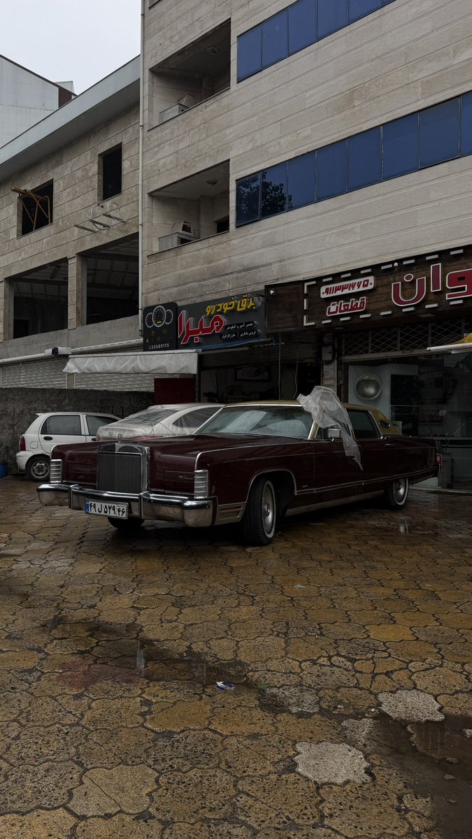 ichbinahad's tweet photo. شهریور https://t.co/xvvDDQ4SEN