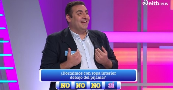 Está semana estoy en el programa @estonoesnormal_eitb de la @eitb , son todas las tardes de 16:15 a 17:30 os espero. Risas a tope con mis respuestas inventadas, jejeje. No os lo perdáis.
Os dejo el enlace del lunes.
eitb.eus/N_BVl3dO/