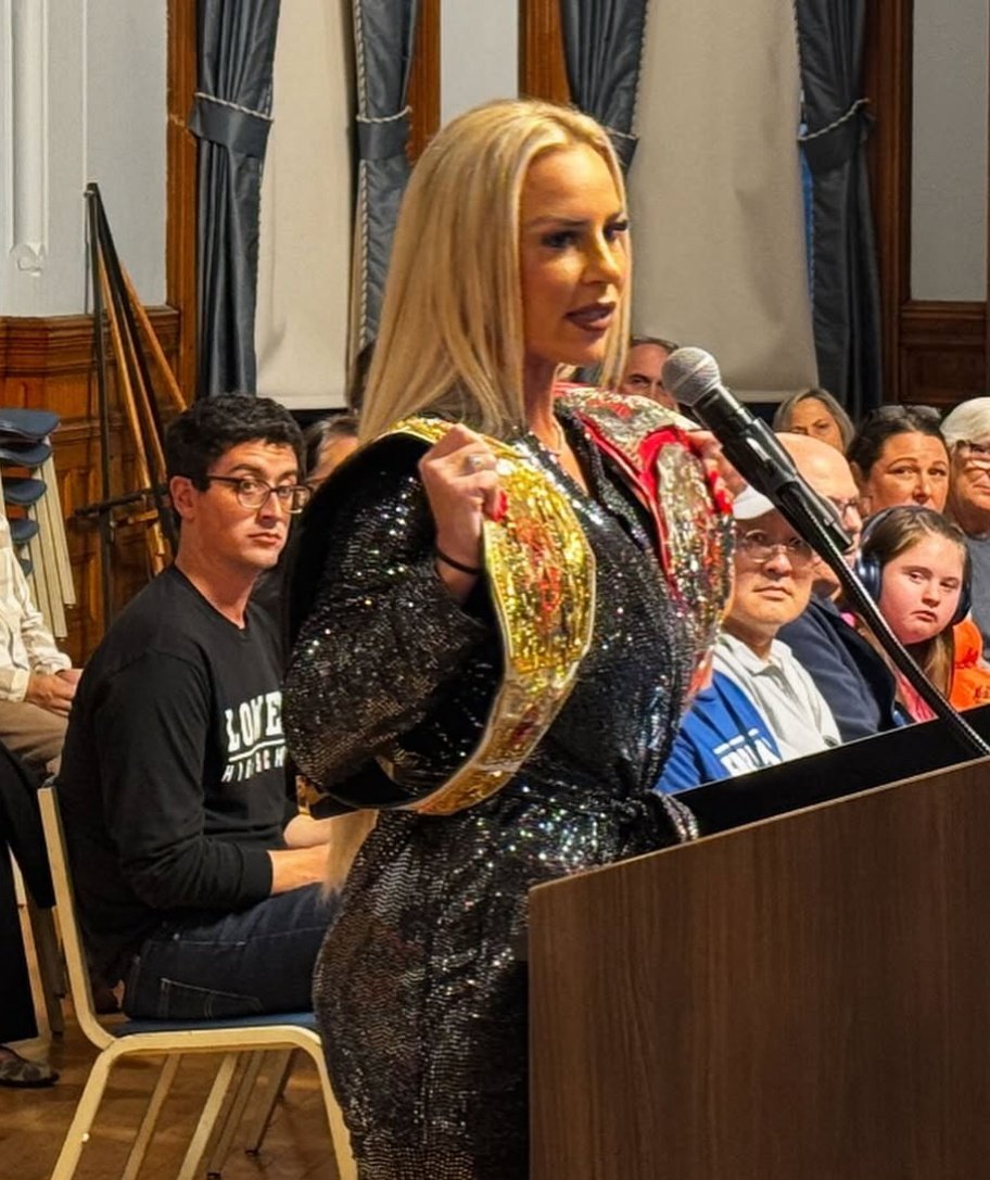 She's representing TNA everywhere! I'm so proud of her 🖤