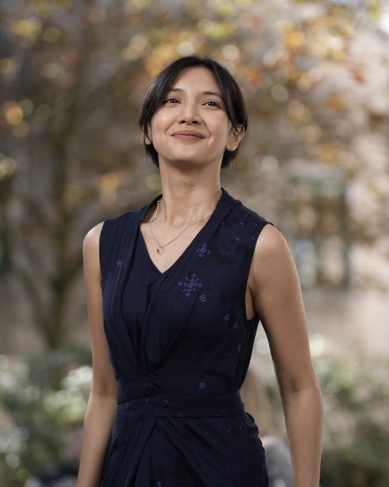 FilmIndoSource's tweet image. Happy birthday to Citra-winning actress and musician Sheila Dara Aisha!

Currently serving as Duta FFI 2025, she receives critical and audience acclaims this year for her captivating performance in ‘SORE: ISTRI DARI MASA DEPAN’.