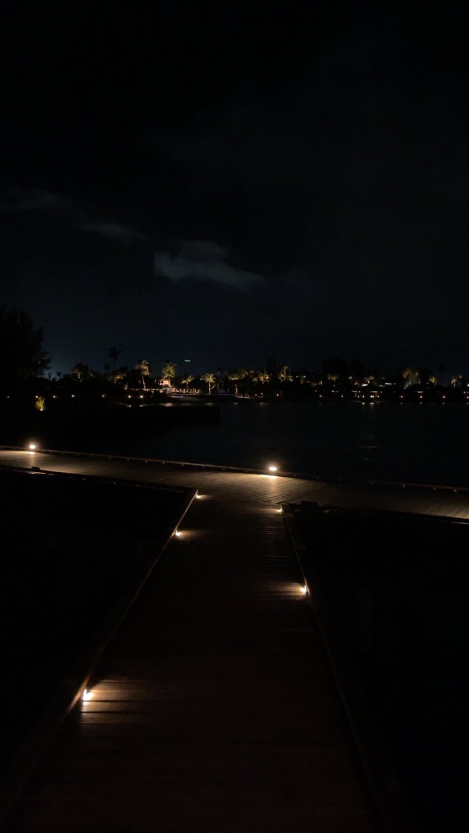 Hamvdv's tweet image. 🏝️🤍