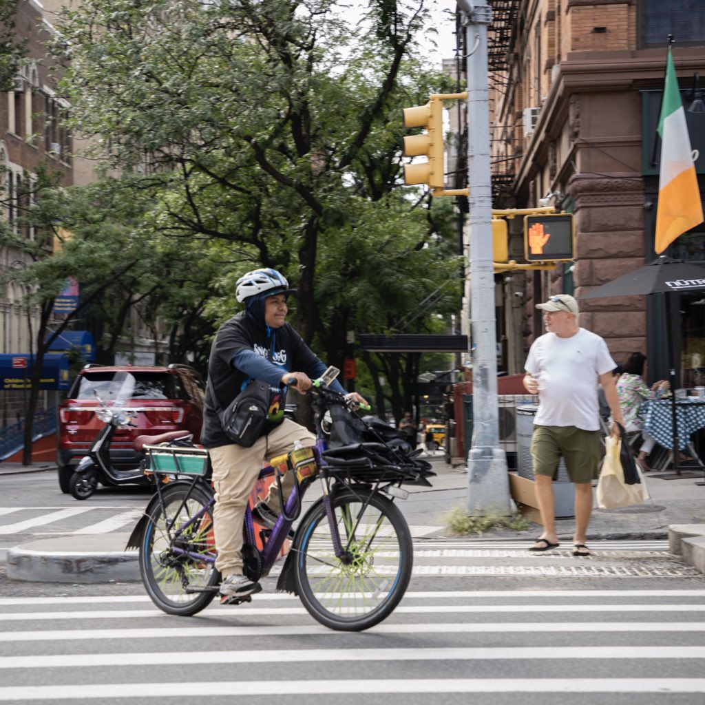 NYCMayor's tweet image. Effective October 24, there will be a 15 MPH speed limit on all e-bikes, e-scooters, and pedal-assist commercial bikes in the five boroughs.
 
You’ll still be able to get around with a New York hustle, but we’ll be making roads and bike lanes safer for pedestrians and everyone…