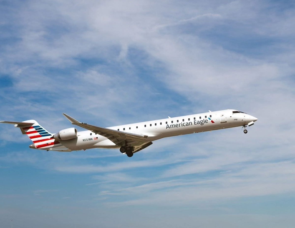 FlightModeblog's tweet image. #AmericanAirlines launches 3 new routes in 2026.

• Charlotte (CLT) - Vero Beach (VRB) | February 12, 2026

• Boston (BOS) - Buffalo (BUF) | March 8, 2026

• Miami (MIA) - Bimini (BIM) | February 14, 2026

📷 ©️PR Newswire

#American #AmericanAir #US #aviation #avgeek #avgeeks