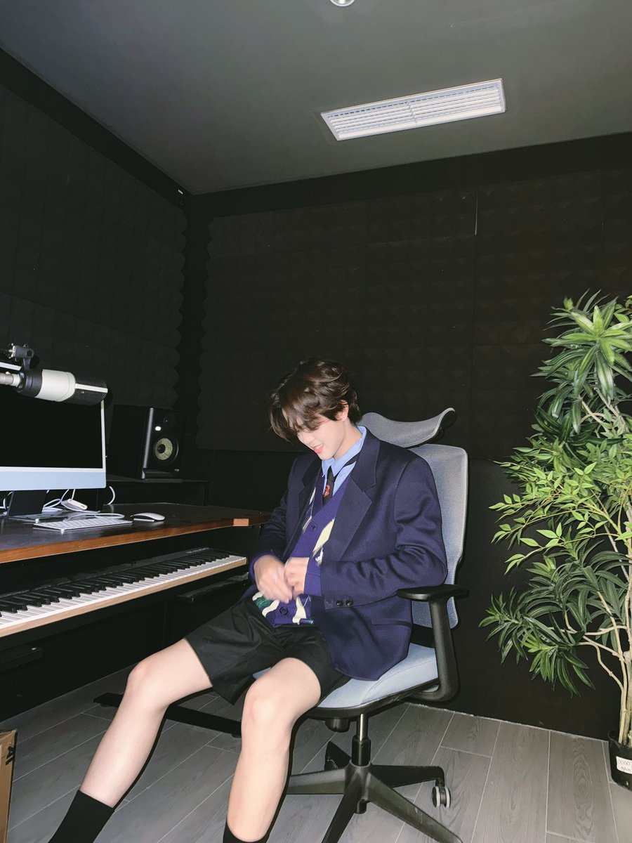 thiothamm's tweet photo. Music student 🎨🎹

#THIOTHAMM 
#NexT1DE_THIO
#NexT1DE https://t.co/WuMYVmxltV