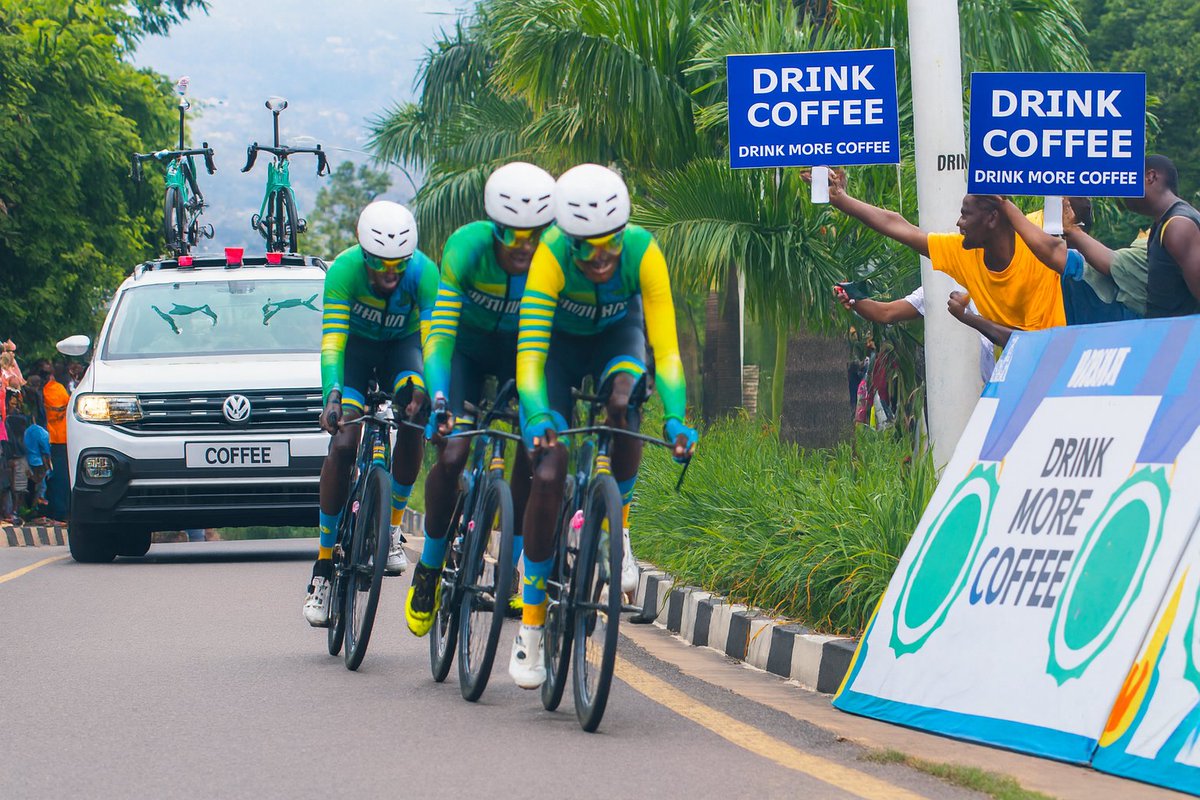 The Coffee fans came out too!!
#Coffee #Kigali #Rwanda #Kigali2025 #RooftopIkawaCafe