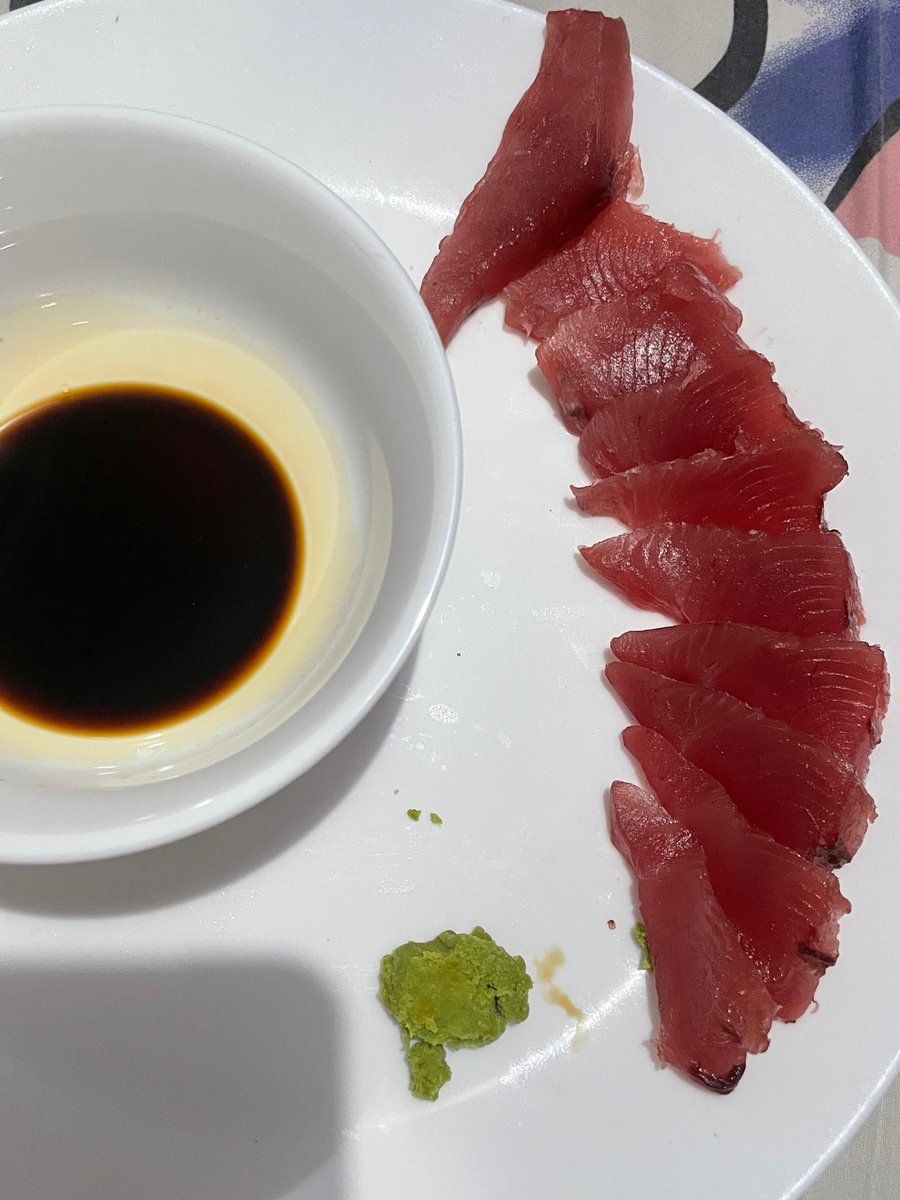 kelolasandi's tweet image. Request mama cean @ceresssyek  😘😘😘
Bonito sashimi