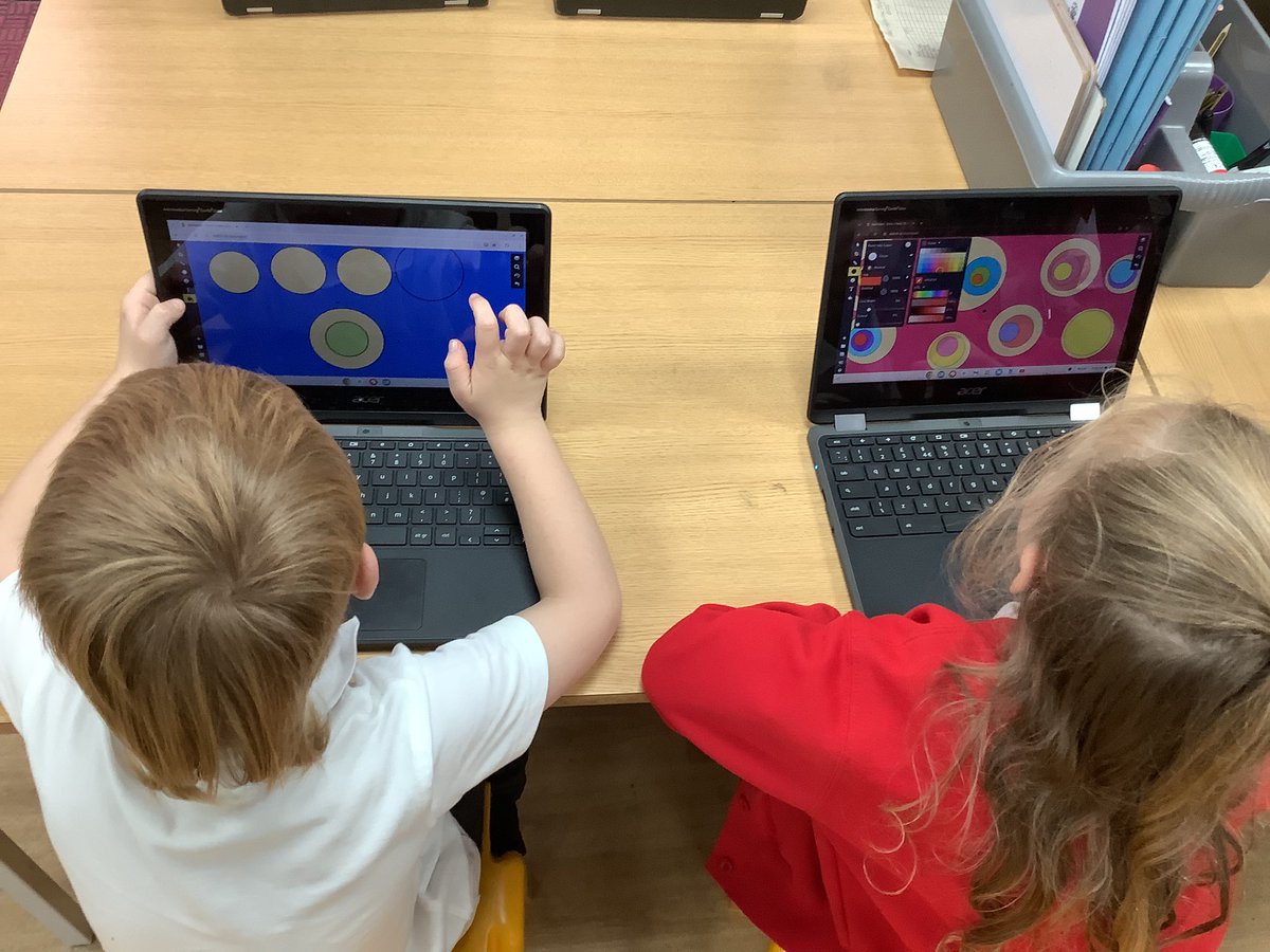 Class1Aspull's tweet image. We have been on the chrome books for the first time this afternoon. We have had a go at using the mouse to create a picture in the style of Kandinsky! #acpscomputing