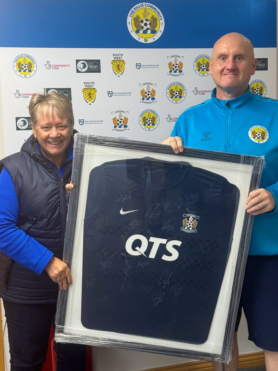 Congratulations, Steven Bowles! Please get in touch 👕