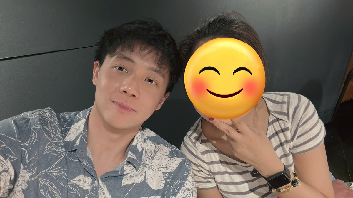 I’m really feeling floaty by now already. 7, 8 glasses that’s way more than the amount I can drink

こう見えてももう頭がクラクラ足フワフワ
運転しないのは正解