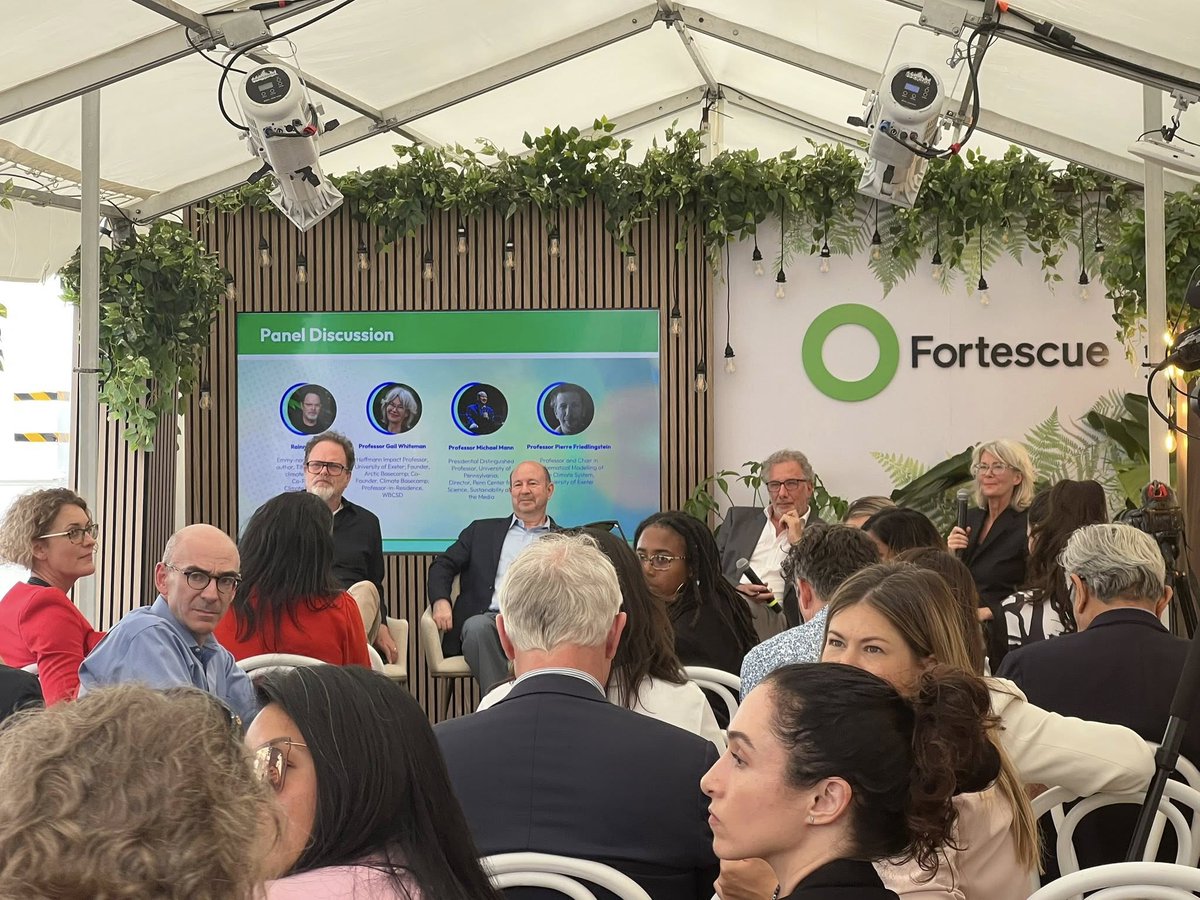 PennCSSM's tweet image. Thank you to our collaborators for a great event on 9/22 “A Reality Check: Moving From Crisis To Hope” w/ remarks from Dr. Andrew Forrest &amp;amp; Rainn Wilson &amp;amp; talks from @MichaelEMann , @PFriedling  &amp;amp; Gail Whiteman. A great way to kick off @ClimateWeekNYC 
#climate #penncssm #upenn