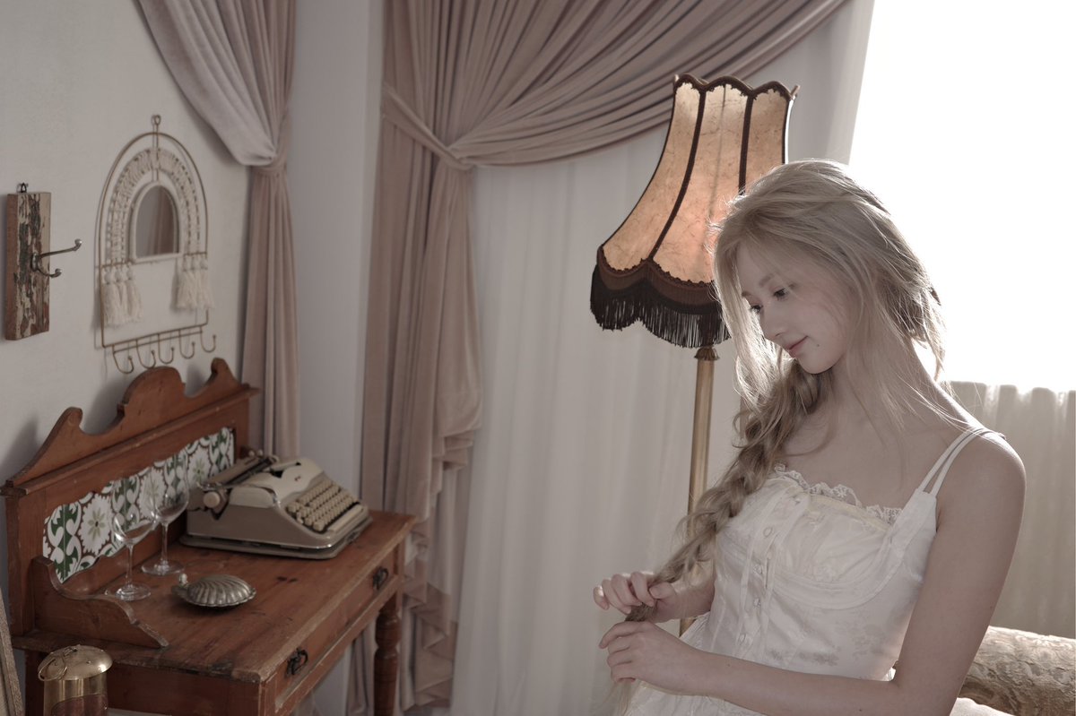 Happy Birthday, my lovely unnieee 🎂💫 오늘 하루는 온전히 언니의 날이야! I hope your day is filled with good vibes, sweet surprises, and endless happiness. Always stay healthy, beautiful, and shining like the star you are ♥️