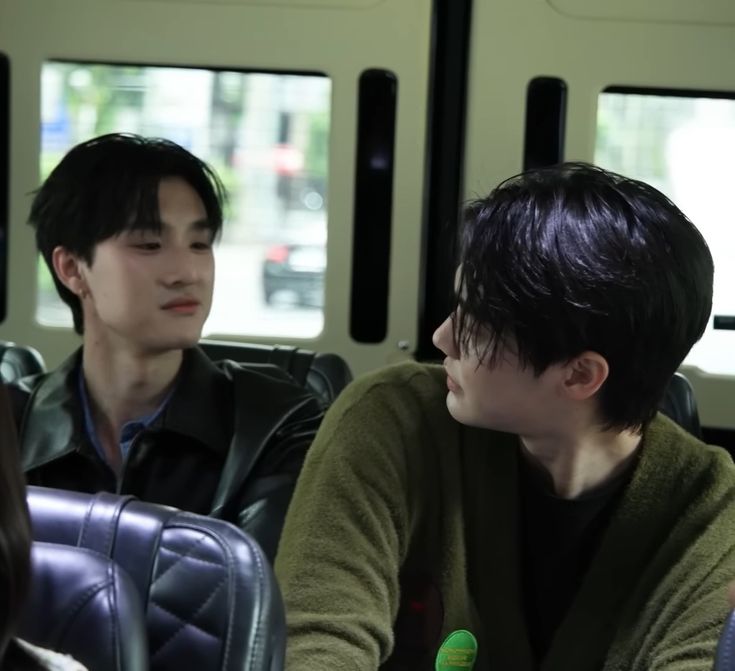 คนนอกบอกดิวธียอดเอ็นเกจฉ่ำมากทั้งที่ไม่มีโมเม้นอยากบอกว่าถึงแม้ตอนนี้เราจะยังไม่มีโมเม้นใหม่แต่ทุกคนสามารถแวะมาชิมโมเม้นเก่าดูได้รับรองไม่ผิดหวังอร่อยเหาะแน่นอน555