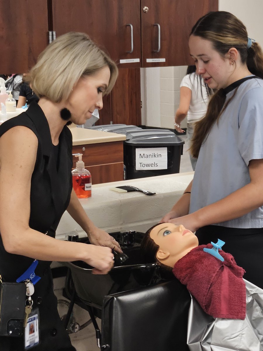 katyisd's tweet image. Step into The Salon at Miller Career &amp;amp; Technology Center and let our students treat you to a mini makeover.

Check the flyer for details and schedule your appointment today.

#KatyISD #MCTC