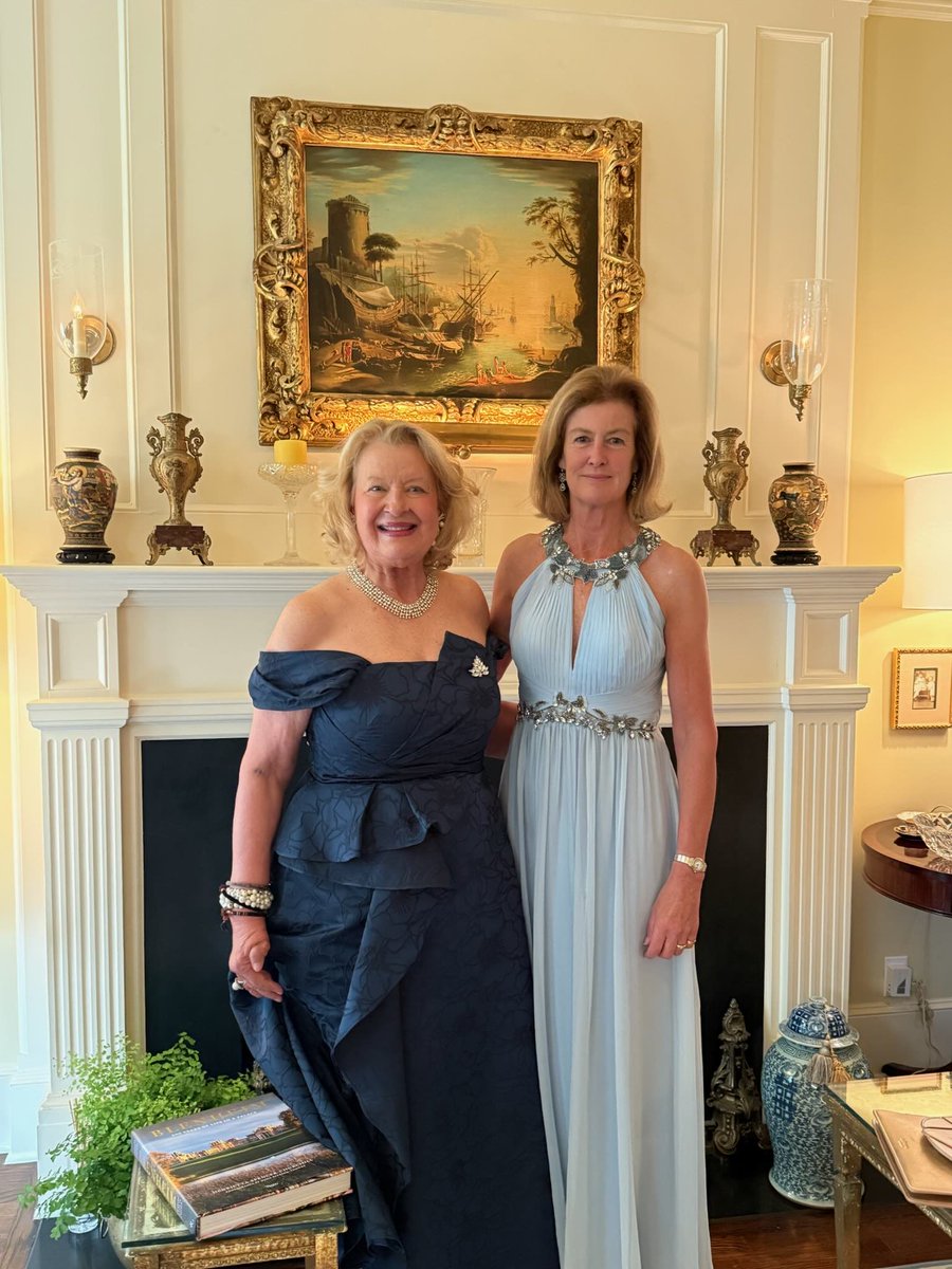 Honored “beyond belief” that Lady Henrietta Spencer-Churchill and loved friends here! Lady Spencer-Churchill was as delightful/personable/interesting in our living room as at Fashion Luncheon. She’s written a very gorgeous book on her ancestral home, the fabulous Blenheim Palace.