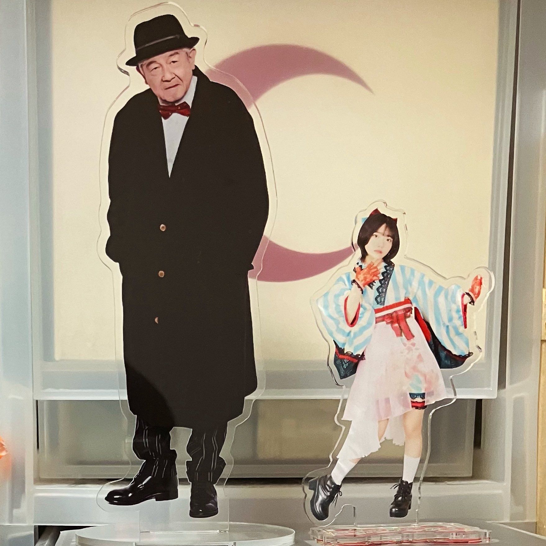 「しらたま様9月1日まで予約済」★鈴木哲也★S20(727×727mm)アクリル 2025年07月お届け予定/予約商品】HUNDRED LINE -最終防衛学園
