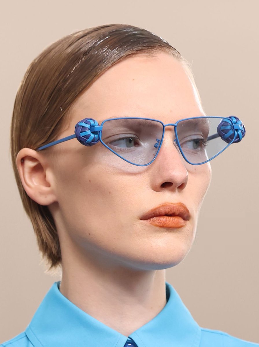 beyzanurapaydin's tweet photo. These Fendi Spring 2026 sunglasses are so fun🩵 https://t.co/hByGfDsQ07
