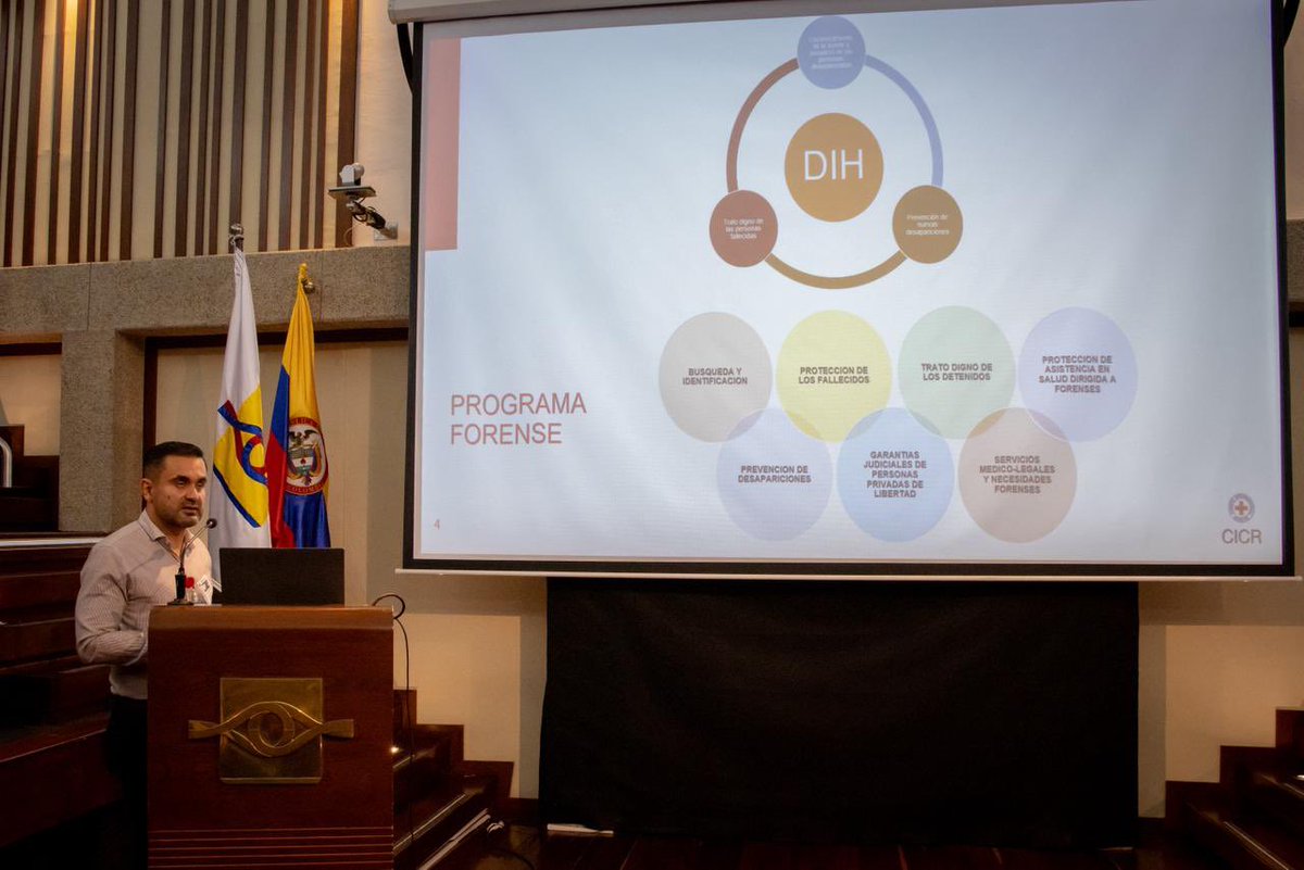 MedLegalColombi's tweet photo. 📚 Este entrenamiento, con el apoyo de @CICR_co, fortalece los enfoques forenses en la investigación de muertes en circunstancias sospechosas, como ejecuciones extrajudiciales, desapariciones forzadas y tortura.
#ProtocoloDeMinnesota #MedicinaLegal https://t.co/xS55FCWJrO
