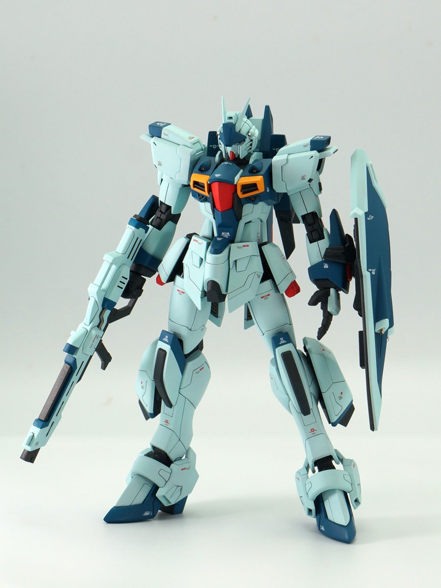 #おまえらの素立ちを見せてくれ