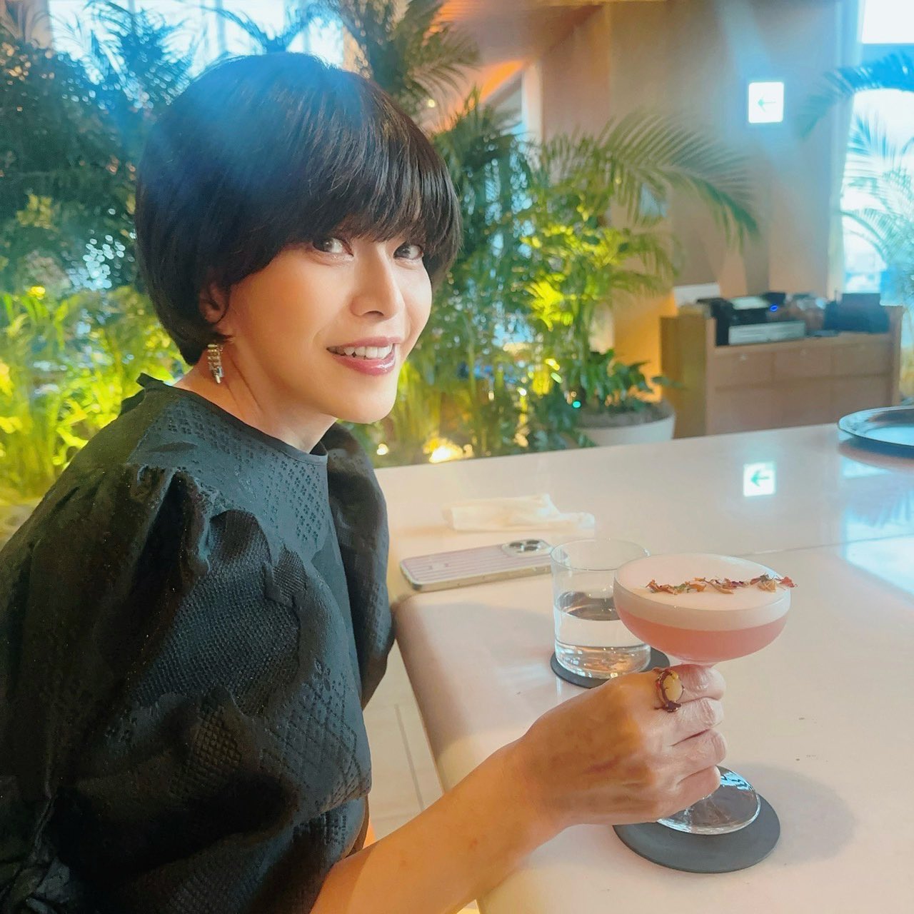 【北川悦吏子　サイン入り】舞台「彼女の言うことには。」【パンフレット】 北川悦吏子 (@halu1224) / X