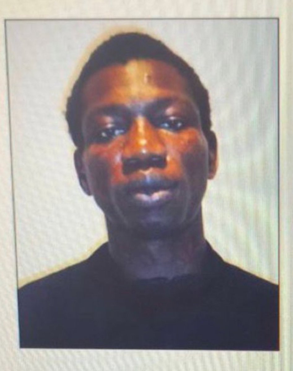 Je vous présente l’ordure d’origine africaine Jordy G. migrant clandestin multirécidiviste aux 3 OQTF non exécutées qui a violé Claire Geronimi et d’autres femmes.

Son procès s’est ouvert aujourd’hui.

Gageons que la justice jugera ce criminel comme si c’était un Blanc.