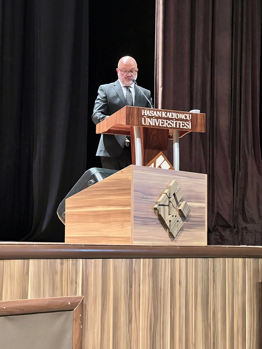 TURKCESS_'s tweet photo. XI. TURKCESS 2025’de açılış konuşmalarını gerçekleştirerek bizleri onurlandıran; @hkunv Rektörü adına Prof. Dr. Hanifi Aslan, @YakinDoguUni Rektörü Prof. Dr. Tamer Şanlıdağ, Eğitim Fak. Dekanı Prof. Dr. Latife Özaydın ve @Gaziantep_MEM Dr. Erdal Kılınç’a teşekkür ederiz. https://t.co/PYJJ6NWFG0